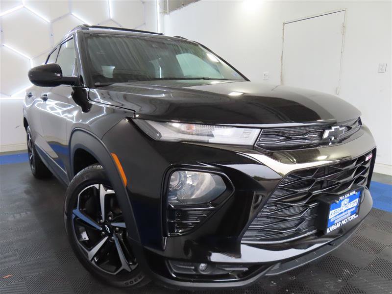 Used 2022 Chevrolet TrailBlazer RS FWD image 2