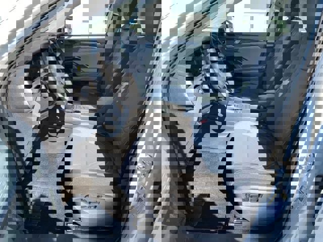 New 2025 Volkswagen Tiguan SE image 26