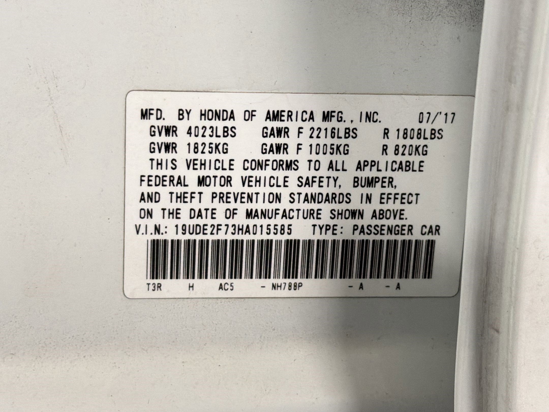 Used 2017 Acura ILX w/ Premium Package FWD image 19