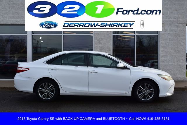Used 2015 Toyota Camry SE image 3