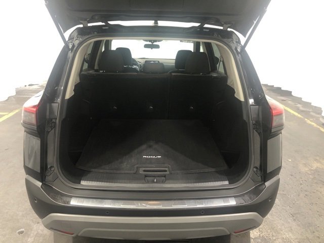 Used 2021 Nissan Rogue SV image 9