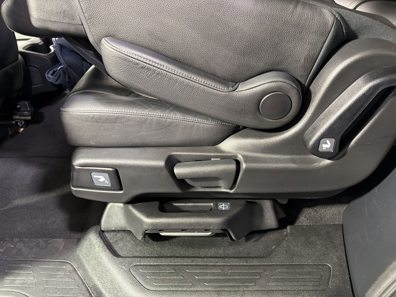 Used 2023 Honda Odyssey Touring image 34