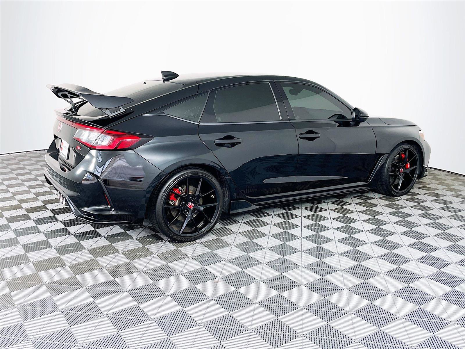 Used 2023 Honda Civic Type R image 12