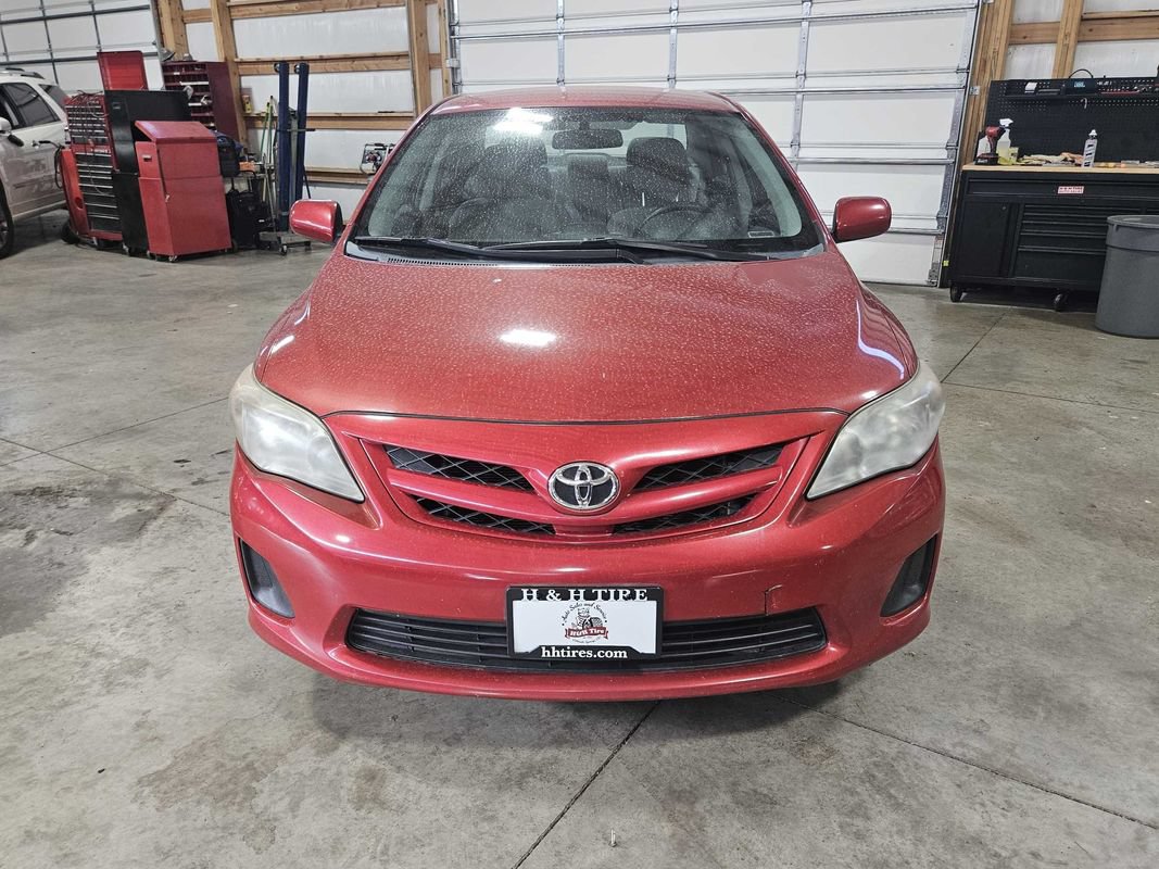 Used 2012 Toyota Corolla LE FWD image 11