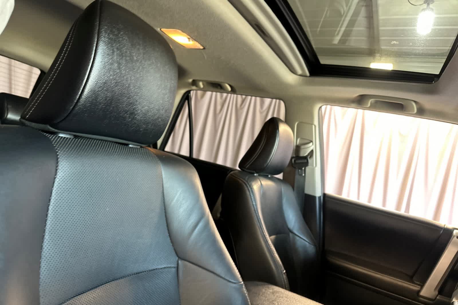 Used 2014 Toyota 4Runner Limited AWD/4WD image 19