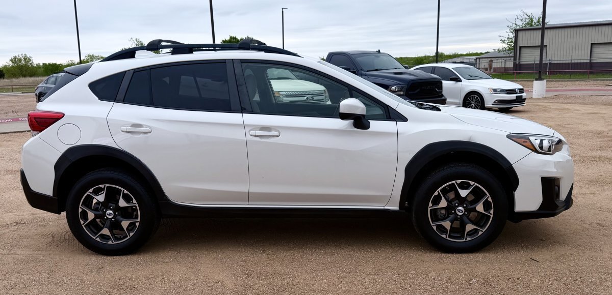Used 2018 Subaru Crosstrek 2.0i Premium w/ Eyesight System image 4