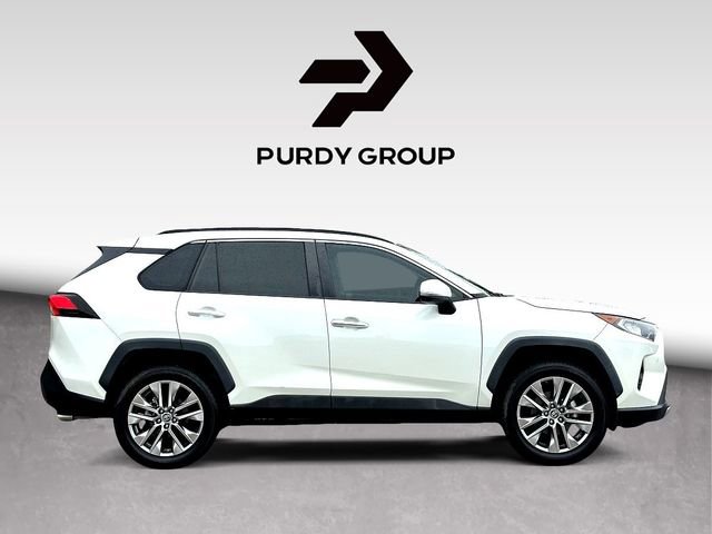 Used 2019 Toyota RAV4 Limited w/ Cold Weather Package FWD image 9