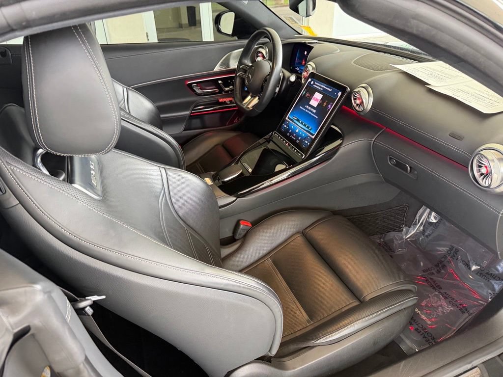Used 2025 Mercedes-Benz SL 43 AMG image 32