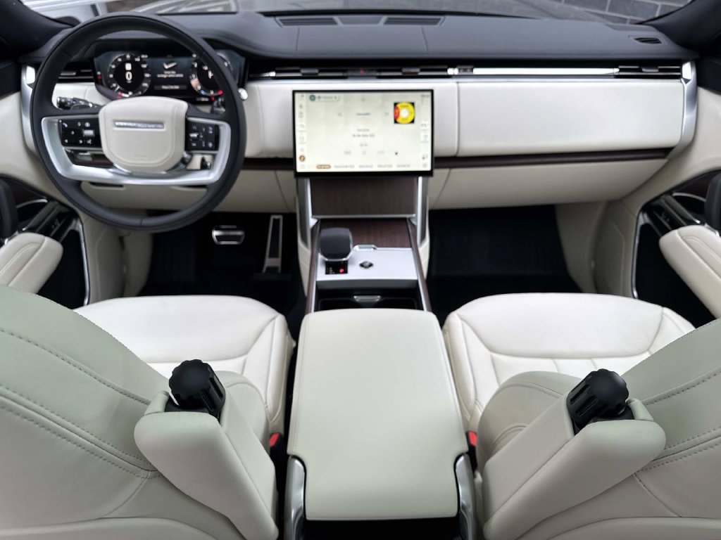 New 2026 Land Rover Range Rover SE AWD/4WD image 19
