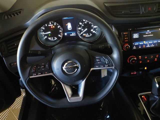 Used 2018 Nissan Rogue S AWD/4WD image 22
