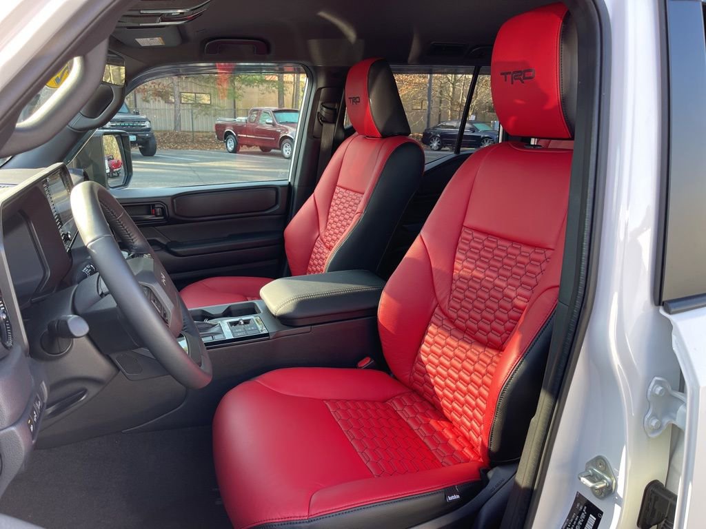 Certified 2025 Toyota Land Cruiser image 19