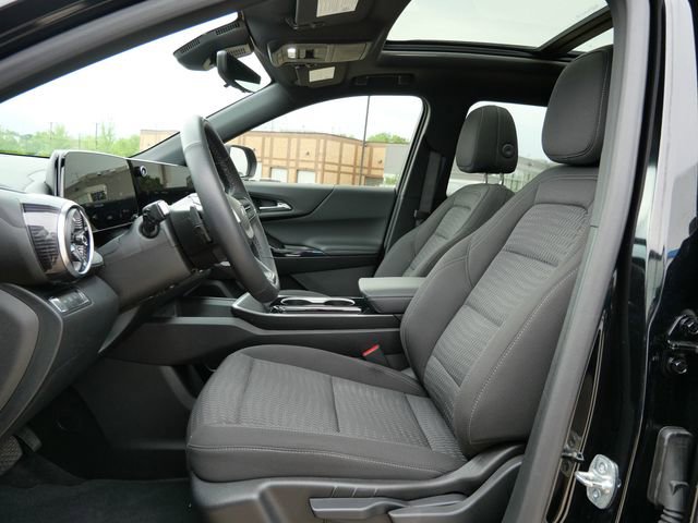 Used 2025 Chevrolet Equinox LT w/ Safety and Technology Package AWD/4WD image 10