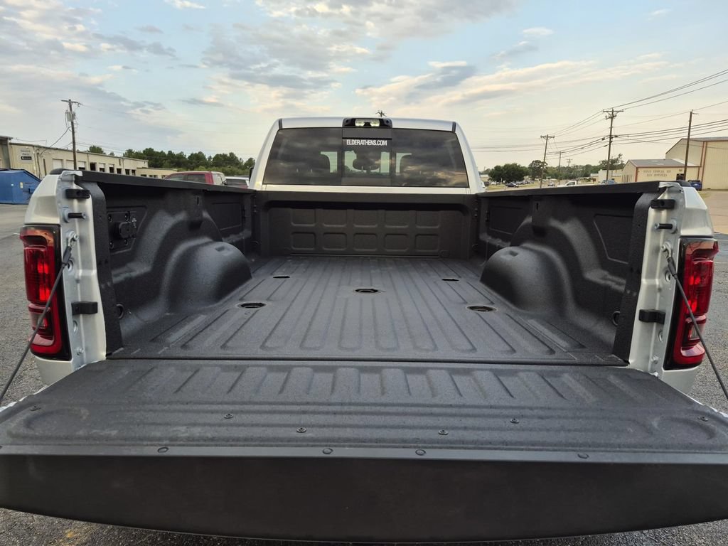 New 2027 RAM 3500 Tradesman AWD/4WD image 10
