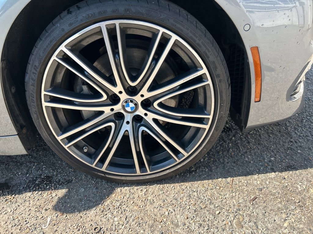 Used 2018 BMW 540i xDrive image 26
