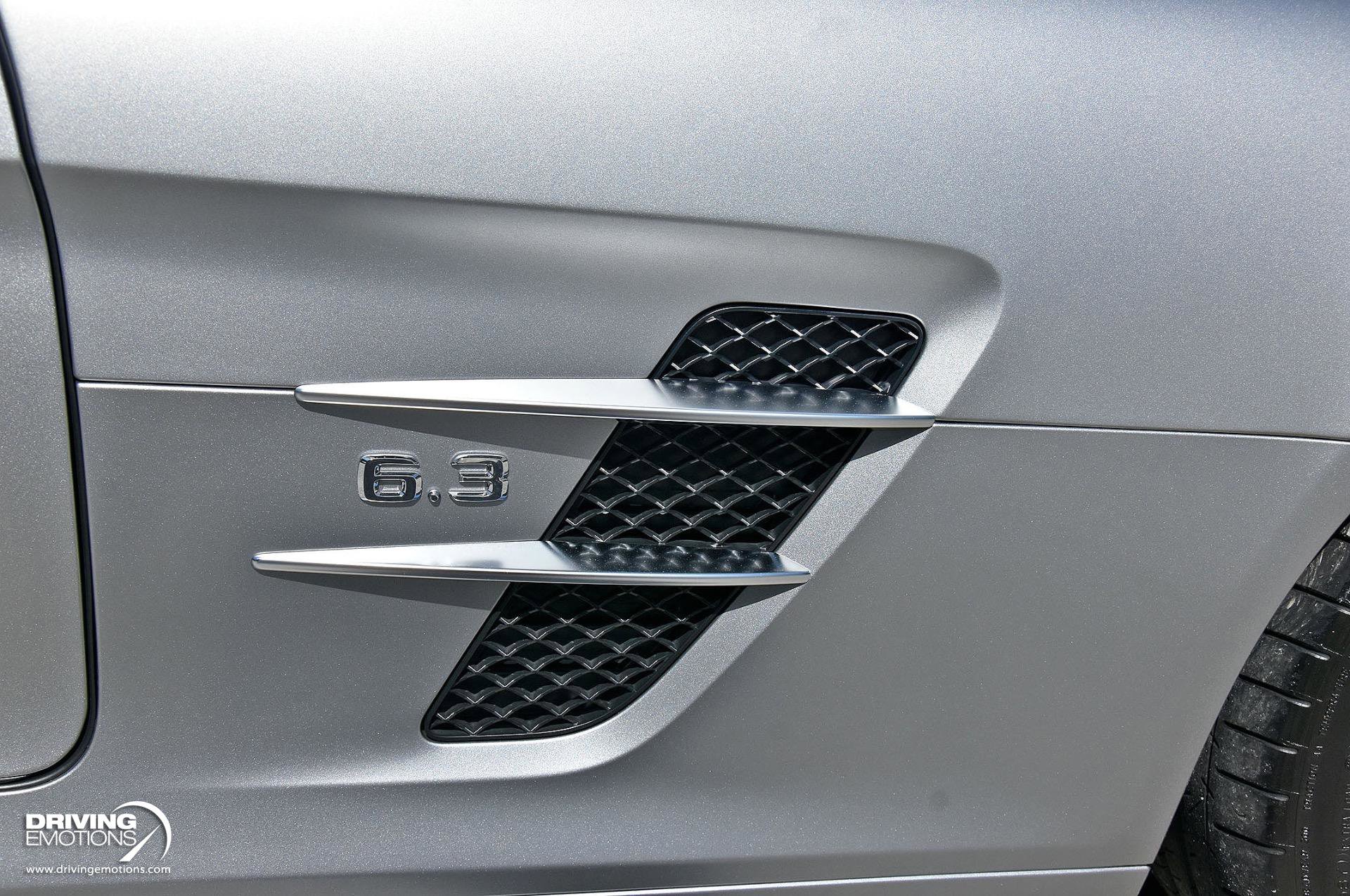 Used 2011 Mercedes-Benz SLS AMG Coupe image 19
