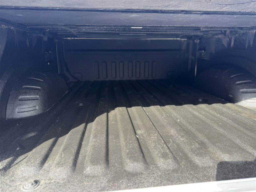 Used 2022 Ford F350 Lariat w/ Lariat Ultimate Package AWD/4WD image 16