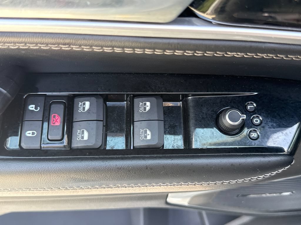 Used 2022 Jeep Wagoneer Series II AWD/4WD image 14