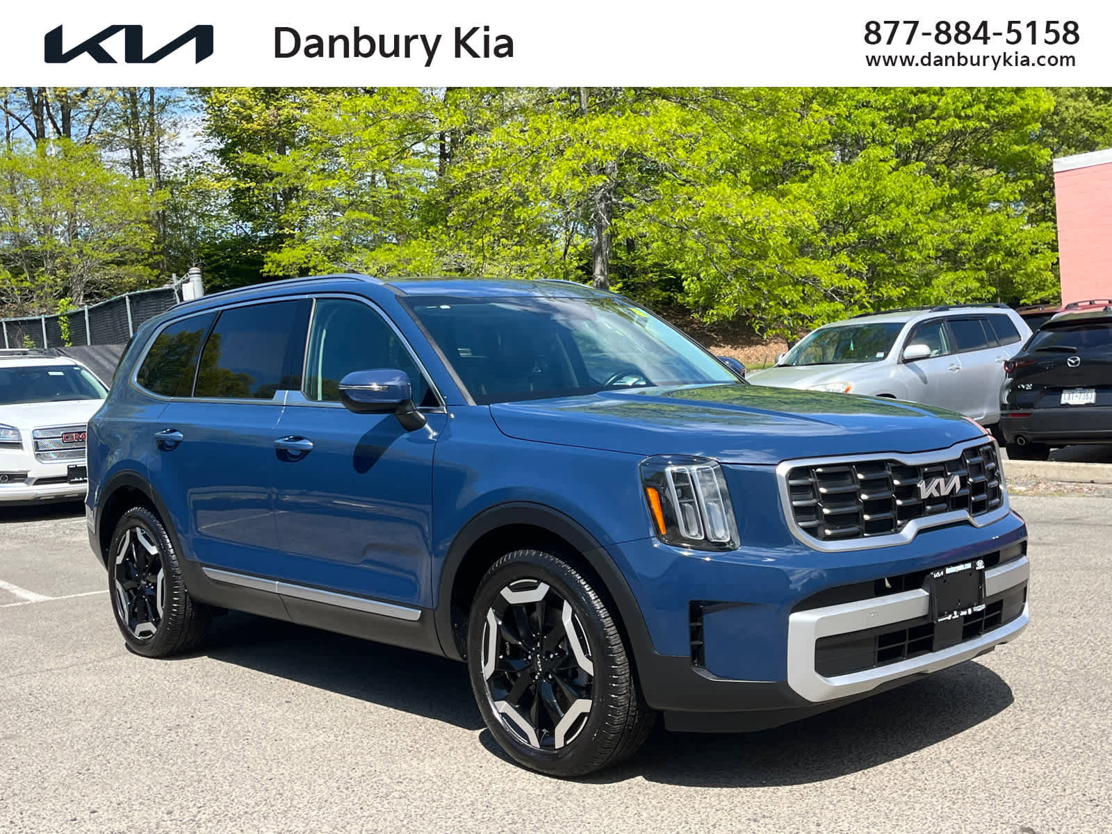 Used 2024 Kia Telluride S w/ S Sunroof Package AWD/4WD image 1