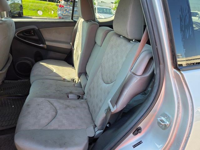 Used 2012 Toyota RAV4 4WD w/ Value Pkg image 9