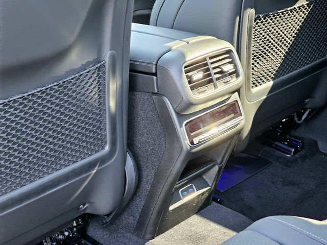 New 2026 Mercedes-Benz GLS 450 4MATIC image 27