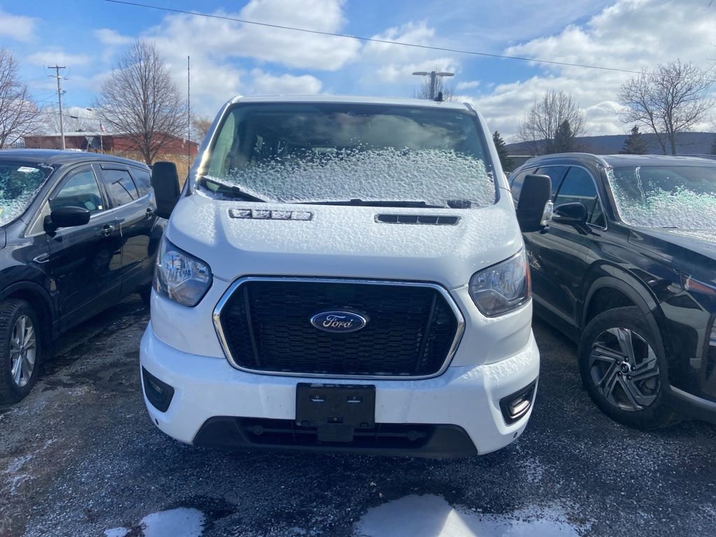 Used 2024 Ford Transit 350 XLT image 2