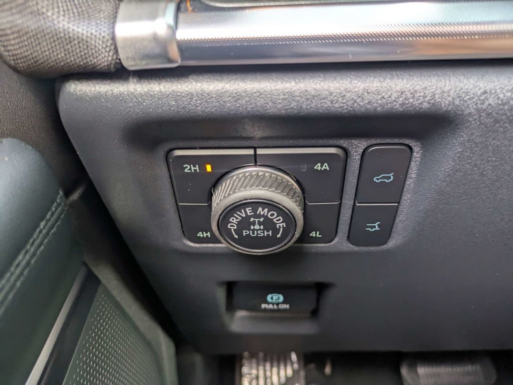 New 2027 Ford Expedition Tremor w/ Driver's Package AWD/4WD image 32