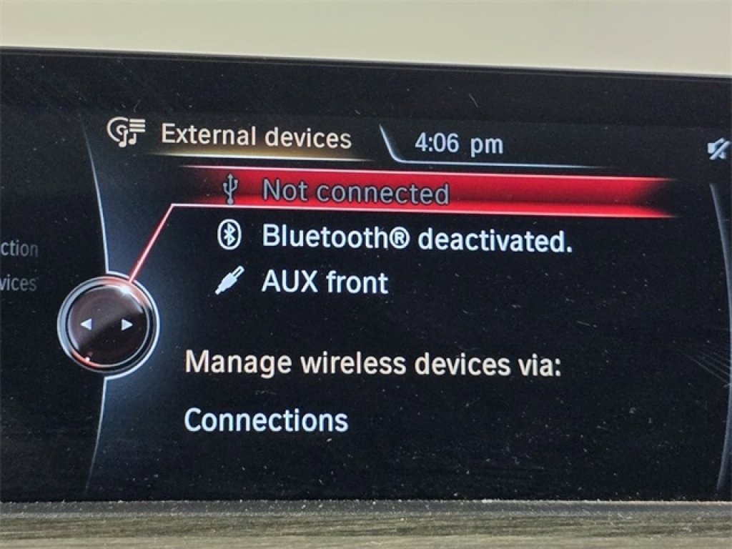 Used 2016 BMW 328i xDrive Sedan AWD/4WD image 5