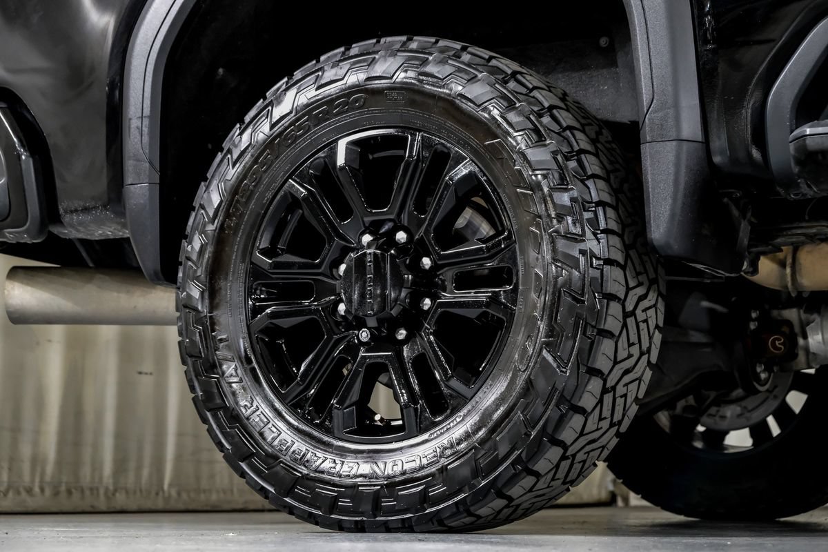 Used 2022 GMC Sierra 2500 Denali w/ Denali Black Diamond Edition AWD/4WD image 55