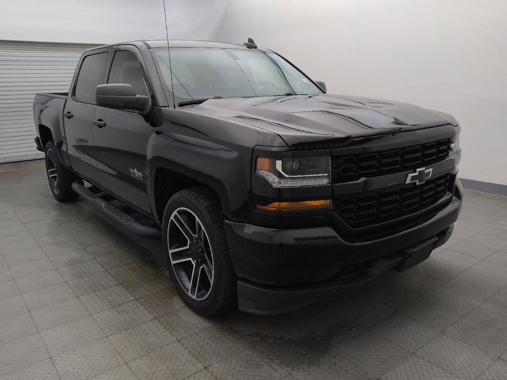 Used 2018 Chevrolet Silverado 1500 Custom w/ LPO, Black Pack RWD image 13