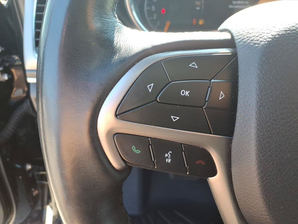 Used 2021 Jeep Grand Cherokee Limited AWD/4WD image 25