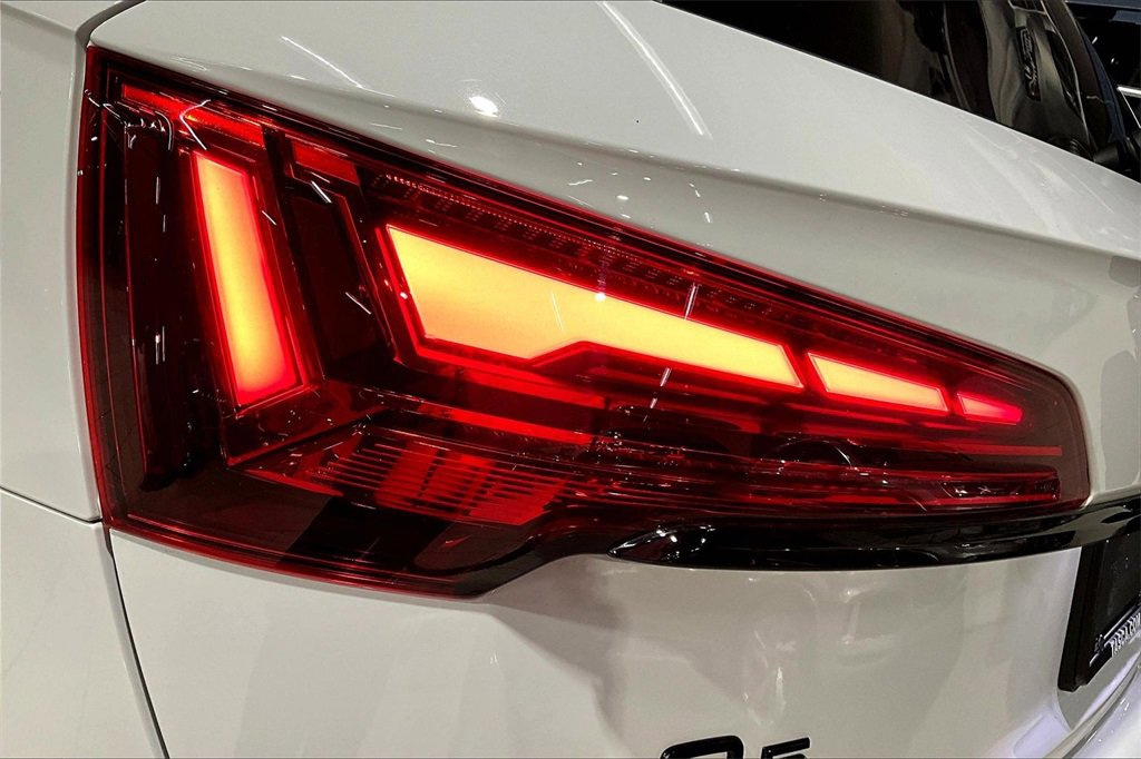 Used 2025 Audi Q5 2.0T Premium Plus image 23