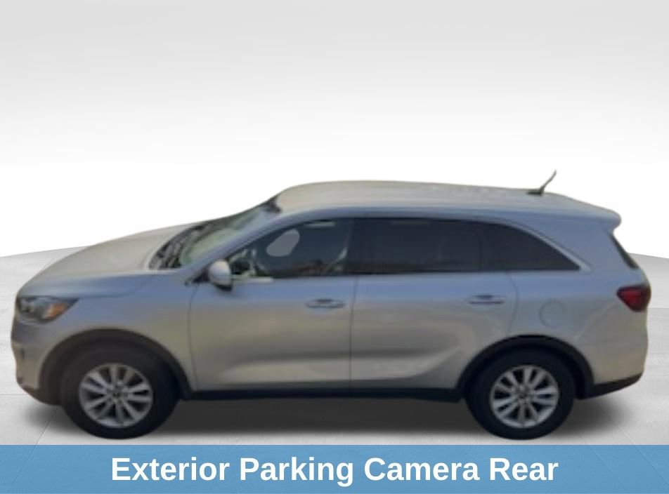 Used 2020 Kia Sorento LX image 9