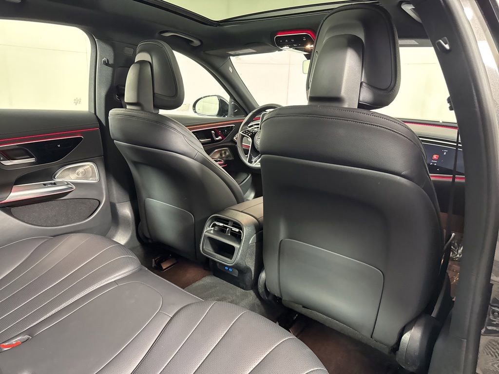 Certified 2024 Mercedes-Benz E 350 4MATIC Sedan image 17