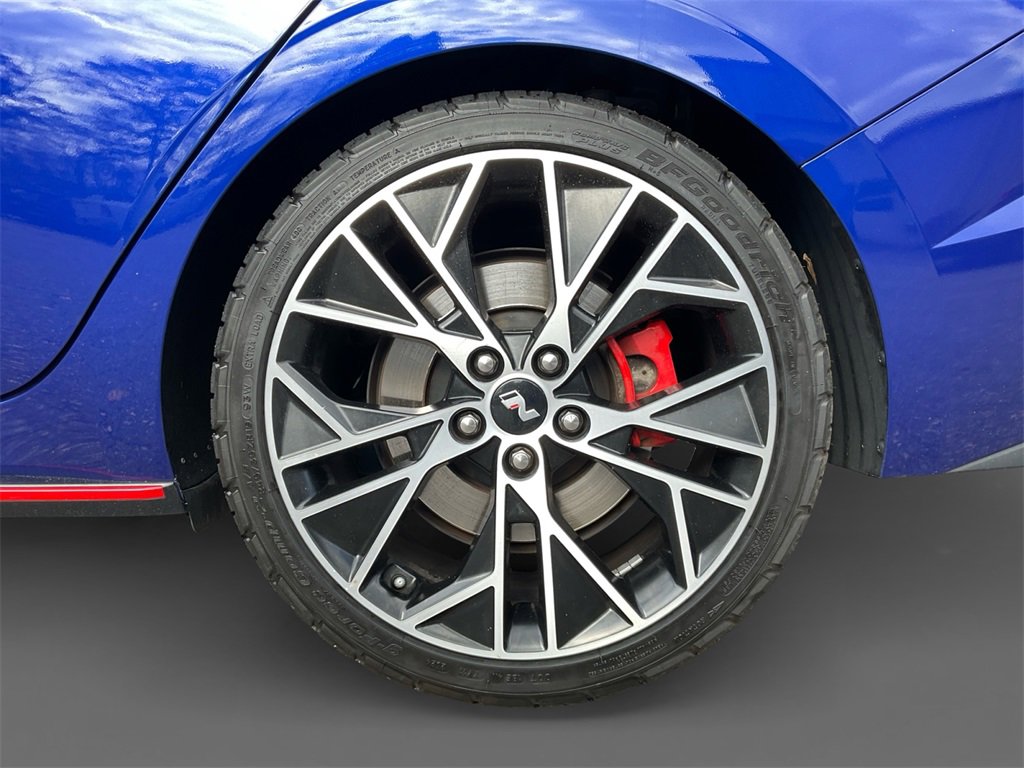 Used 2023 Hyundai Elantra N image 10