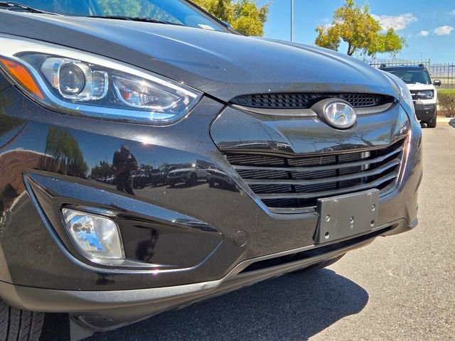 Used 2015 Hyundai Tucson SE AWD/4WD image 2