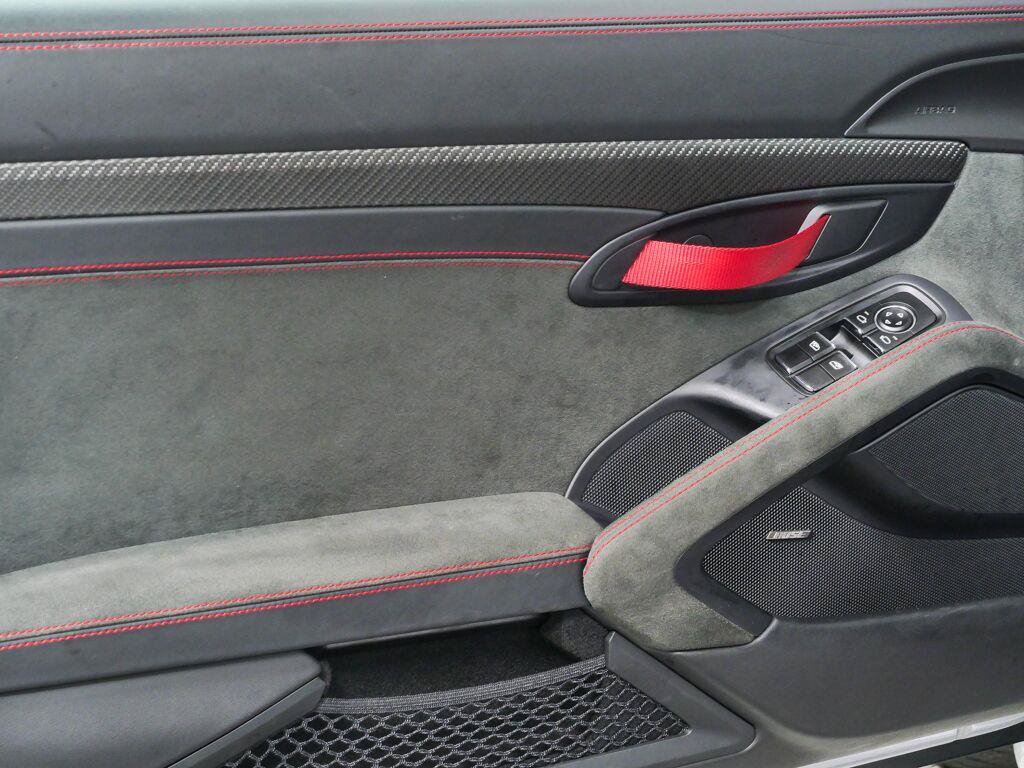 Certified 2025 Porsche 718 Boxster Spyder RS RWD image 6
