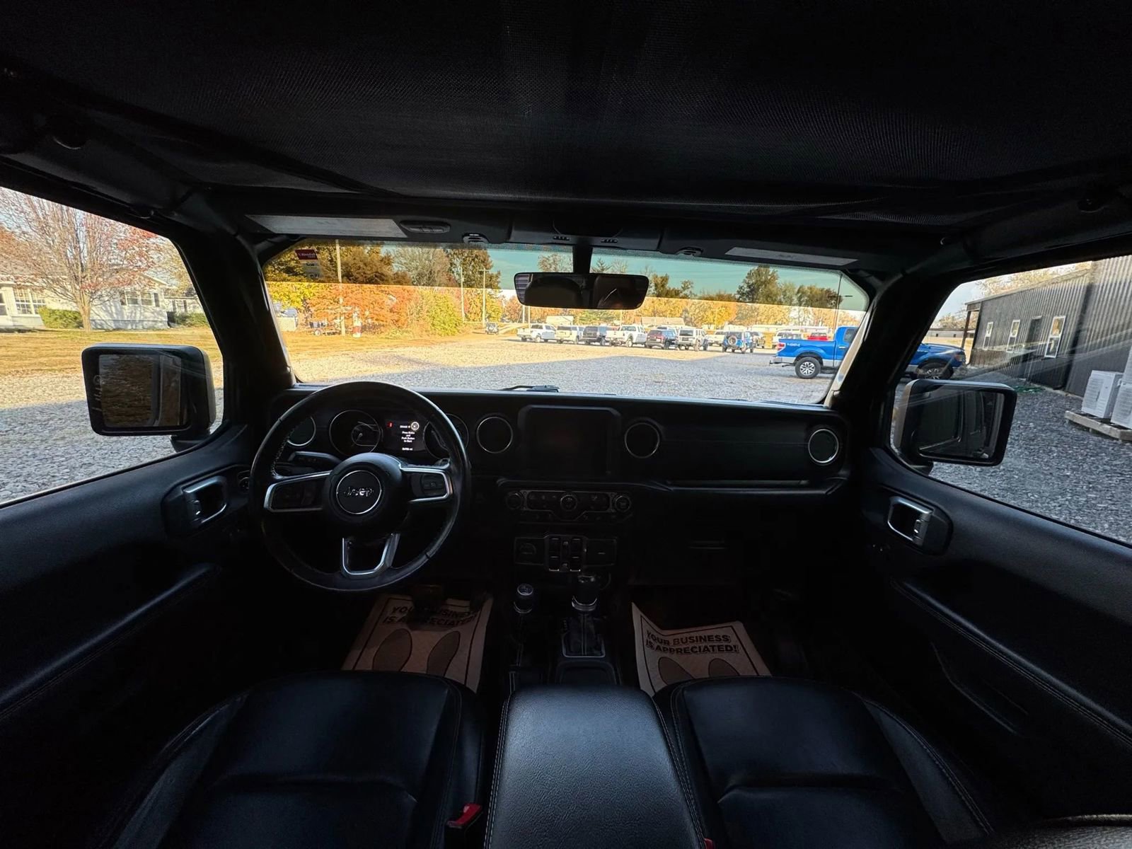 Used 2020 Jeep Wrangler Unlimited Sahara AWD/4WD image 12