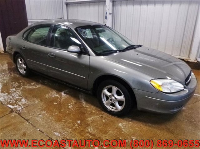 Used 2002 Ford Taurus SES