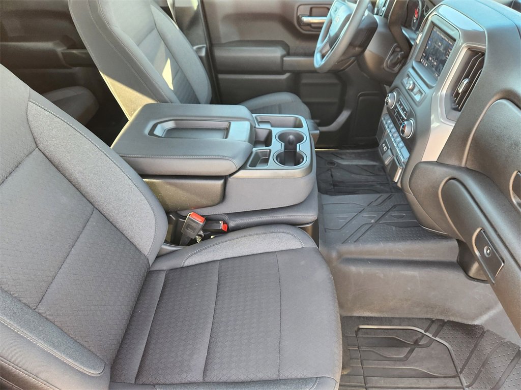 Used 2024 Chevrolet Silverado 1500 Custom image 14