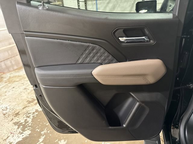 Used 2024 GMC Canyon Denali AWD/4WD image 18