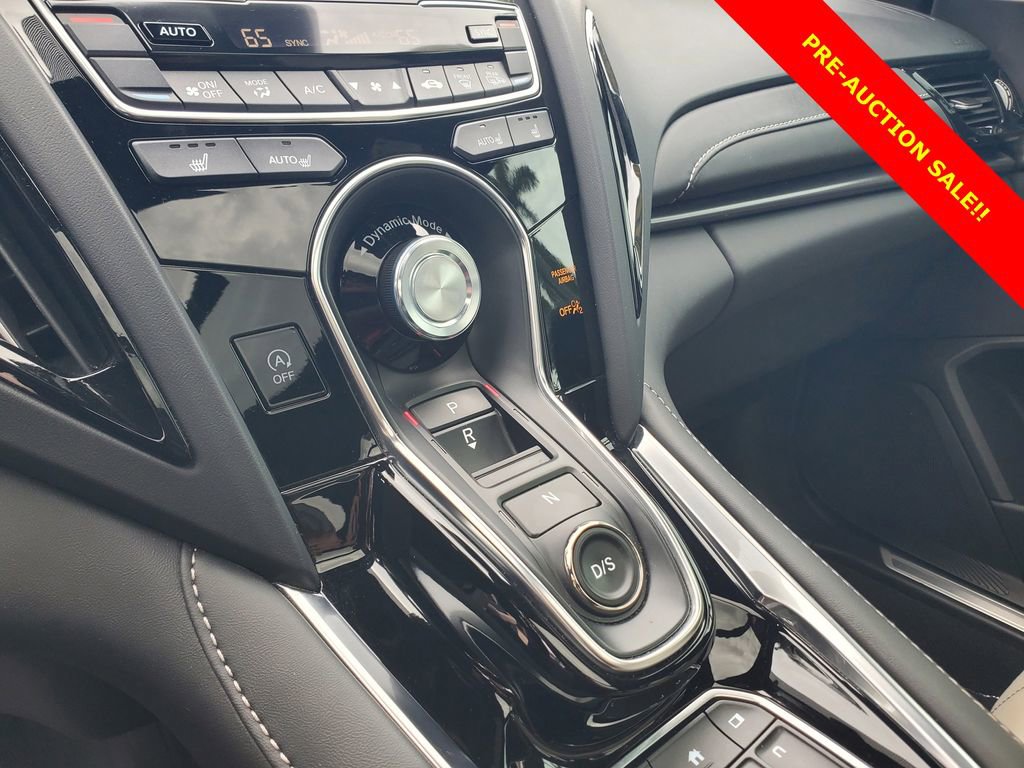Used 2025 Acura RDX SH-AWD image 32