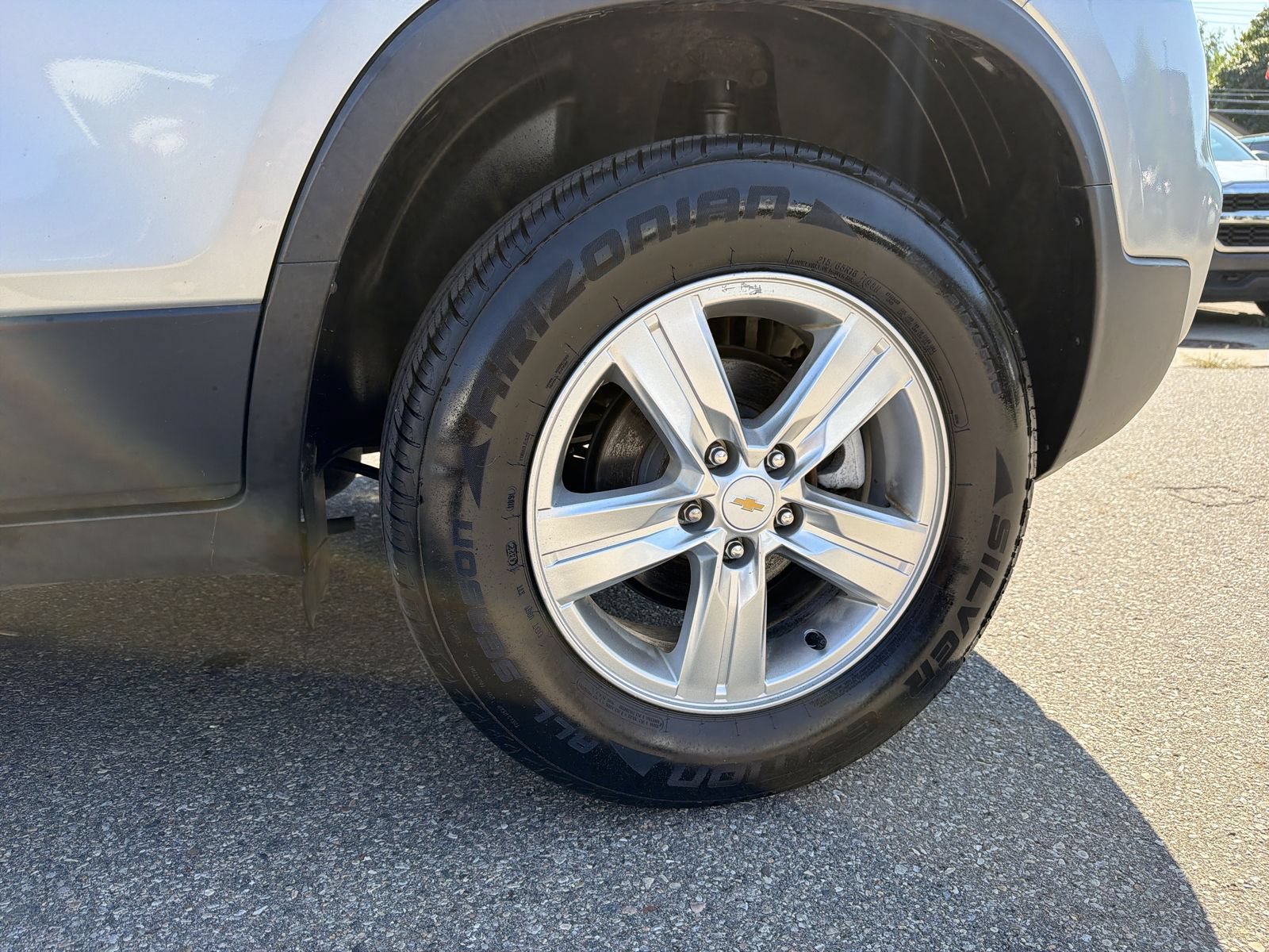 Used 2018 Chevrolet Trax LT w/ LT Convenience Package AWD/4WD image 14