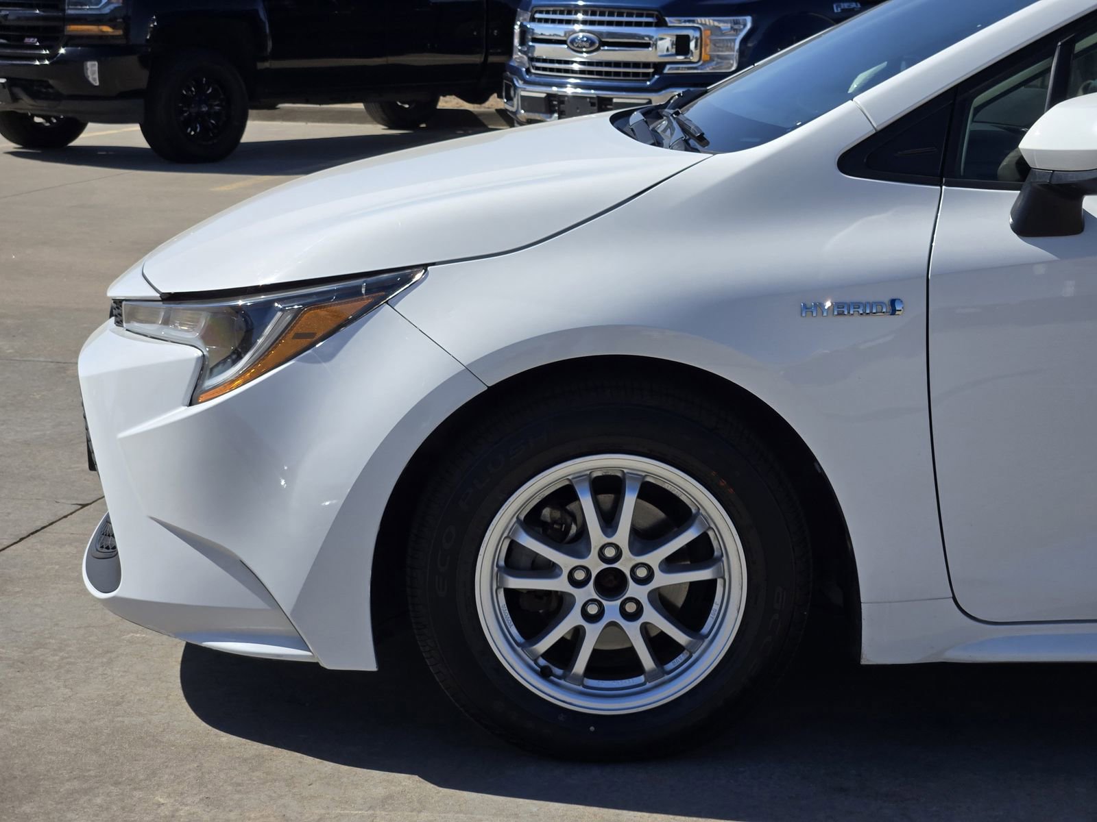 Used 2020 Toyota Corolla LE image 9