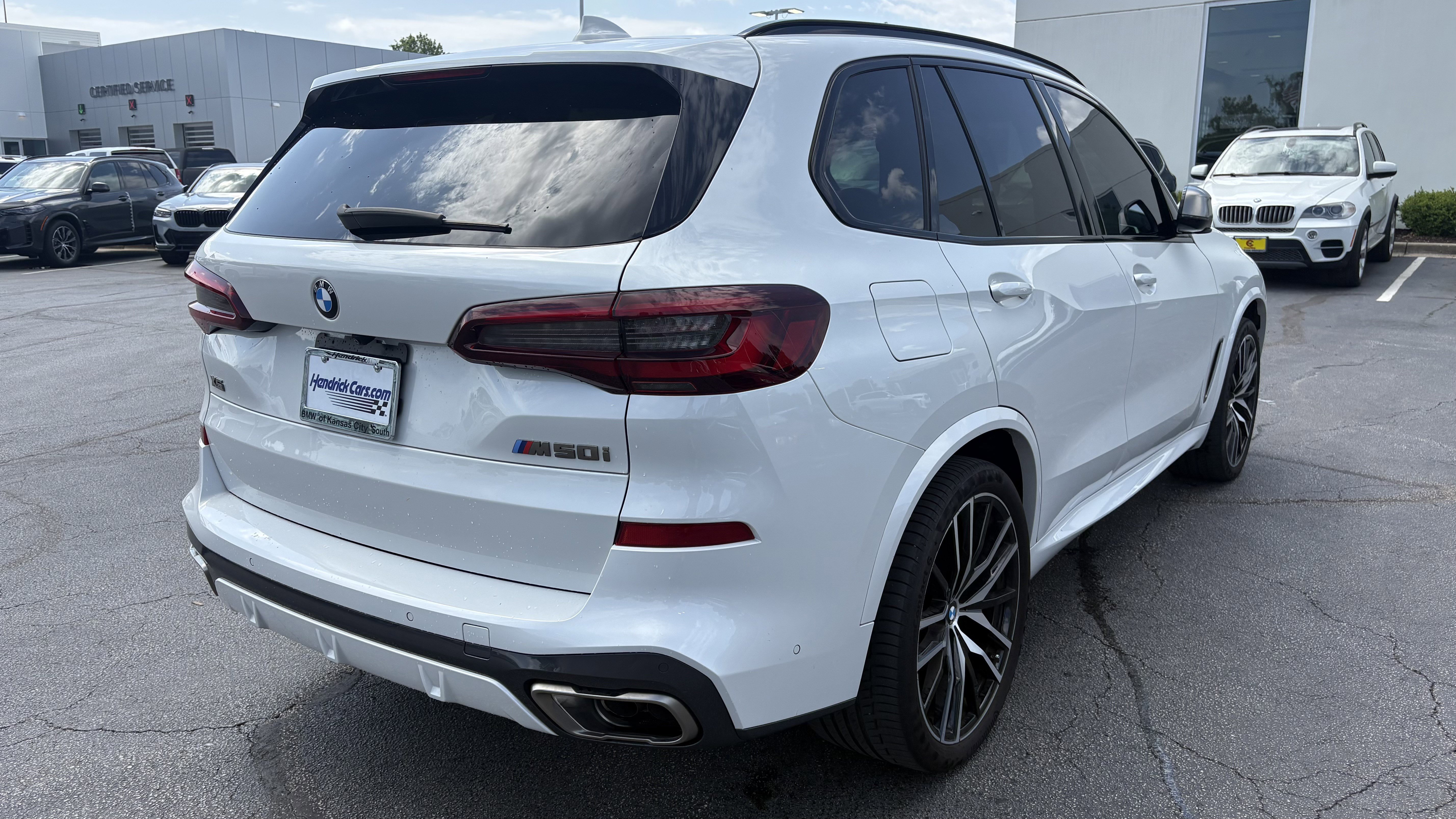 Used 2023 BMW X5 M50i w/ Executive Package AWD/4WD image 10