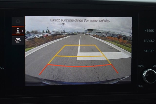 Certified 2023 Kia Carnival LX image 29