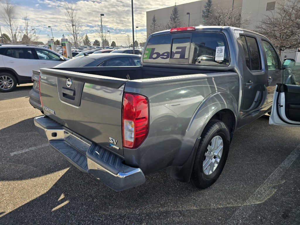 Used 2017 Nissan Frontier SV image 4