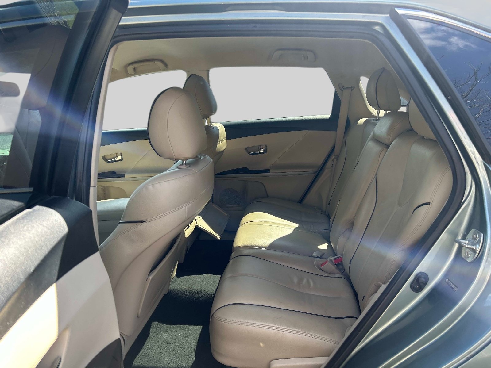 Used 2009 Toyota Venza w/ Convenience Pkg FWD image 12