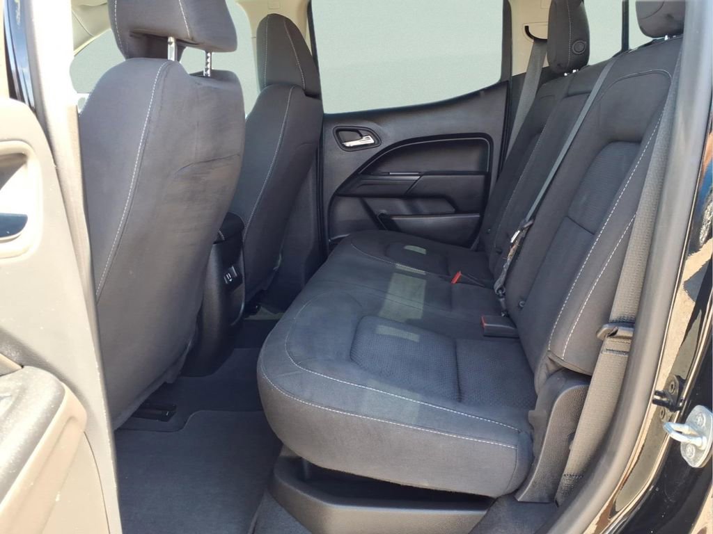 Used 2022 Chevrolet Colorado LT w/ LT Convenience Package image 15