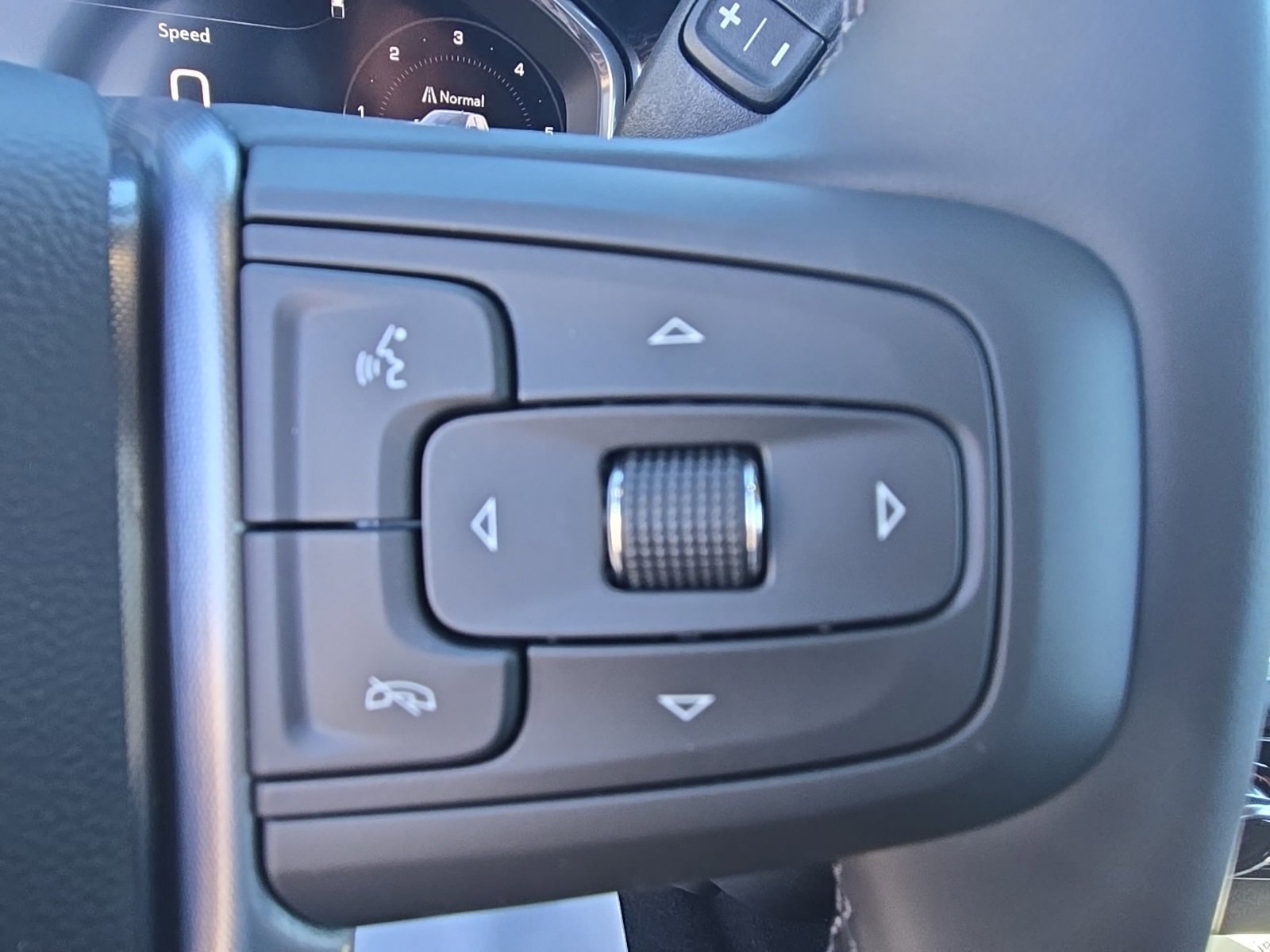 New 2026 GMC Sierra 1500 Elevation image 18