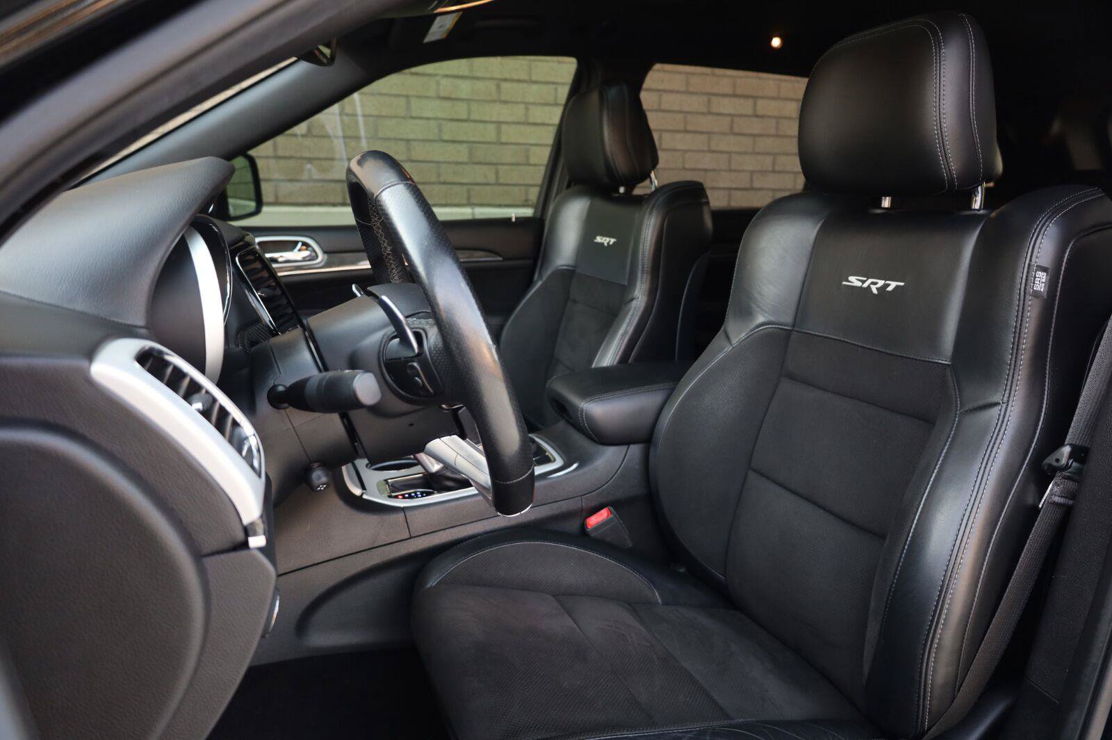 Used 2020 Jeep Grand Cherokee SRT AWD/4WD image 16
